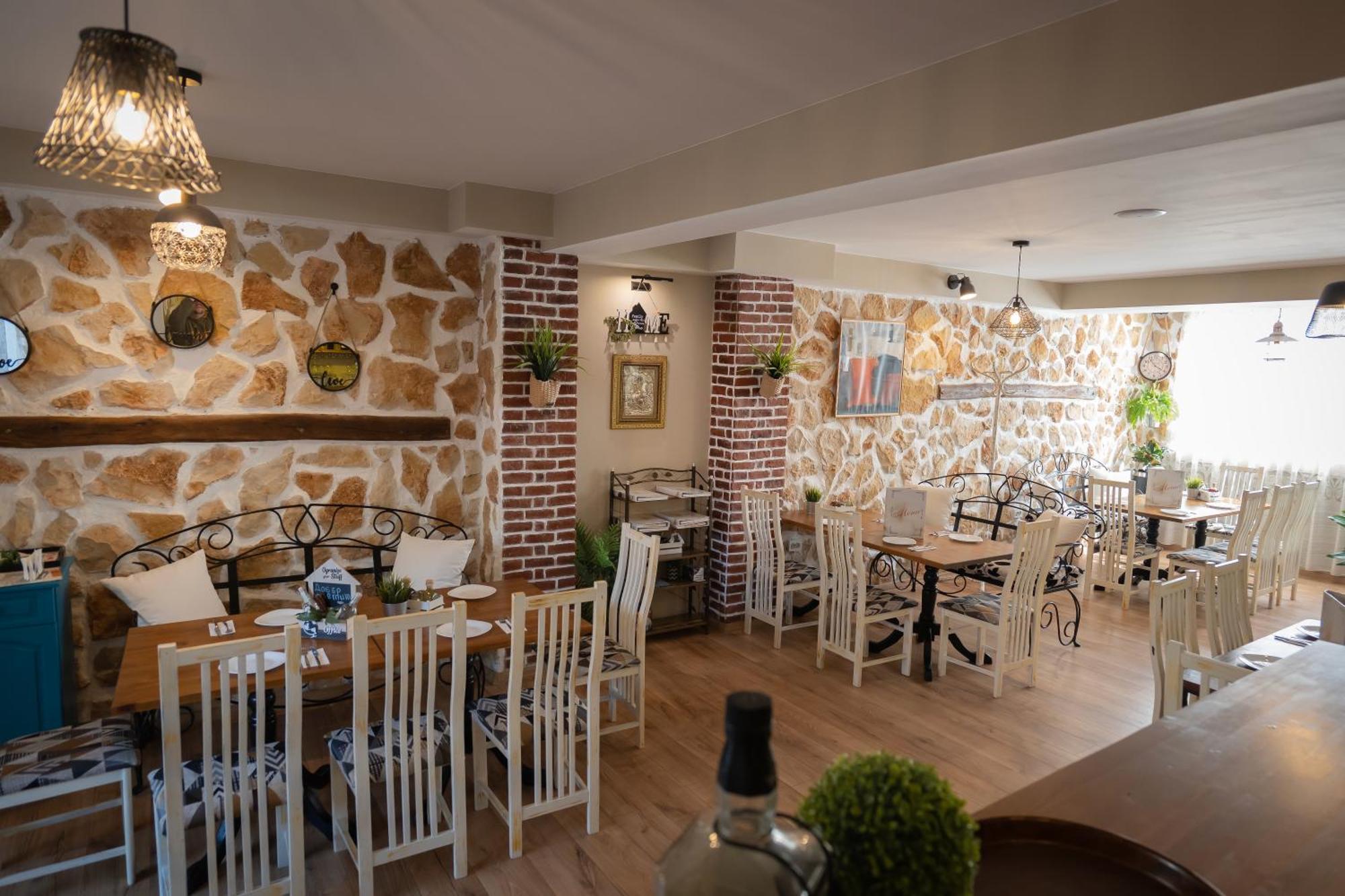 Rodos House Hotel Pomorie Exterior photo